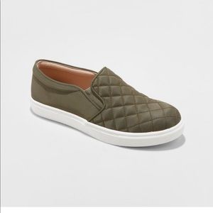 slip on sneakers